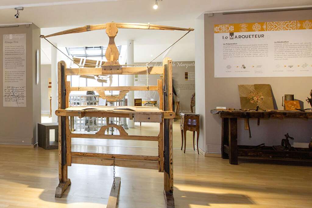 Outils anciens en bois au Musée de Revel